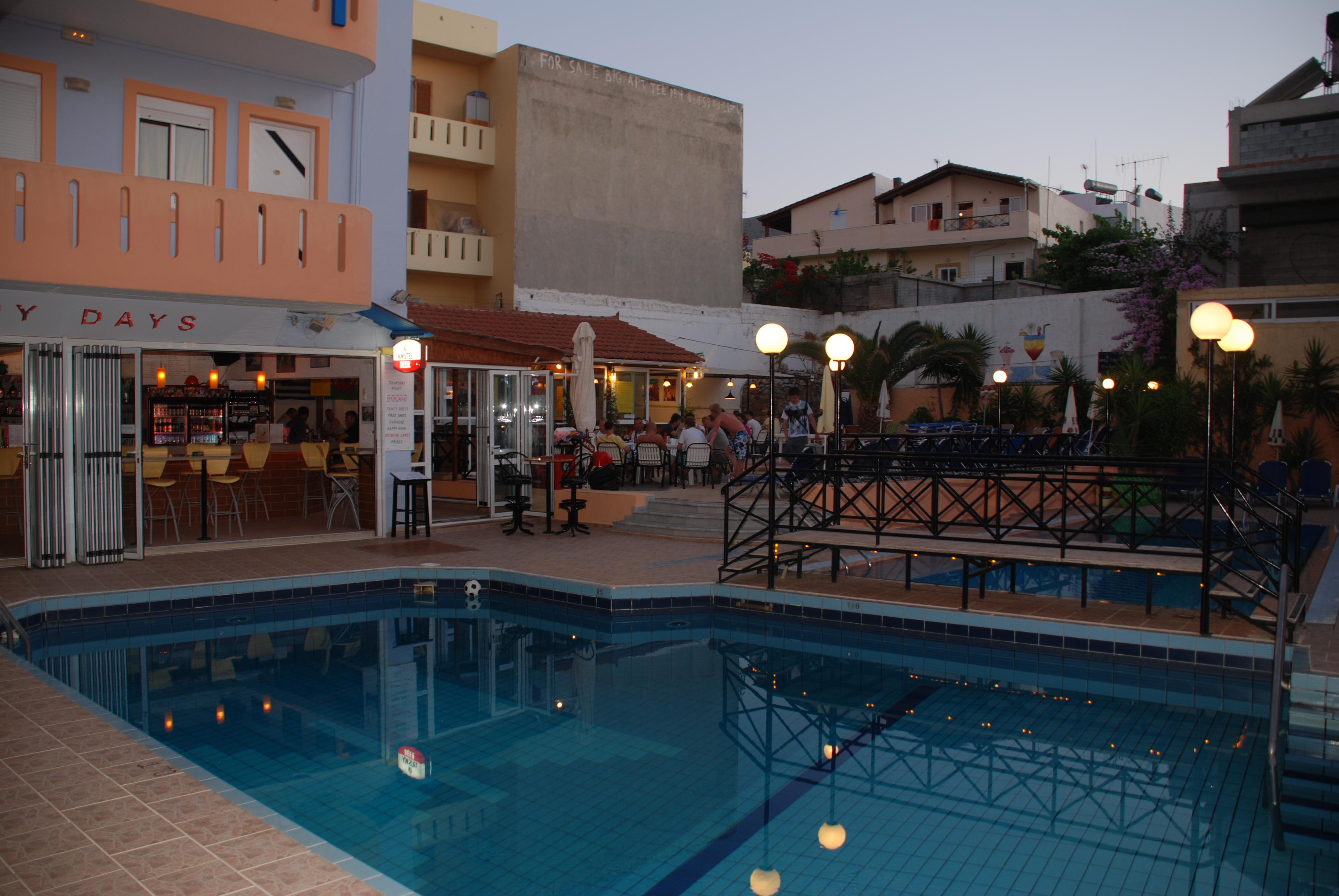 Happy Days Aparthotel Malia  Exterior photo