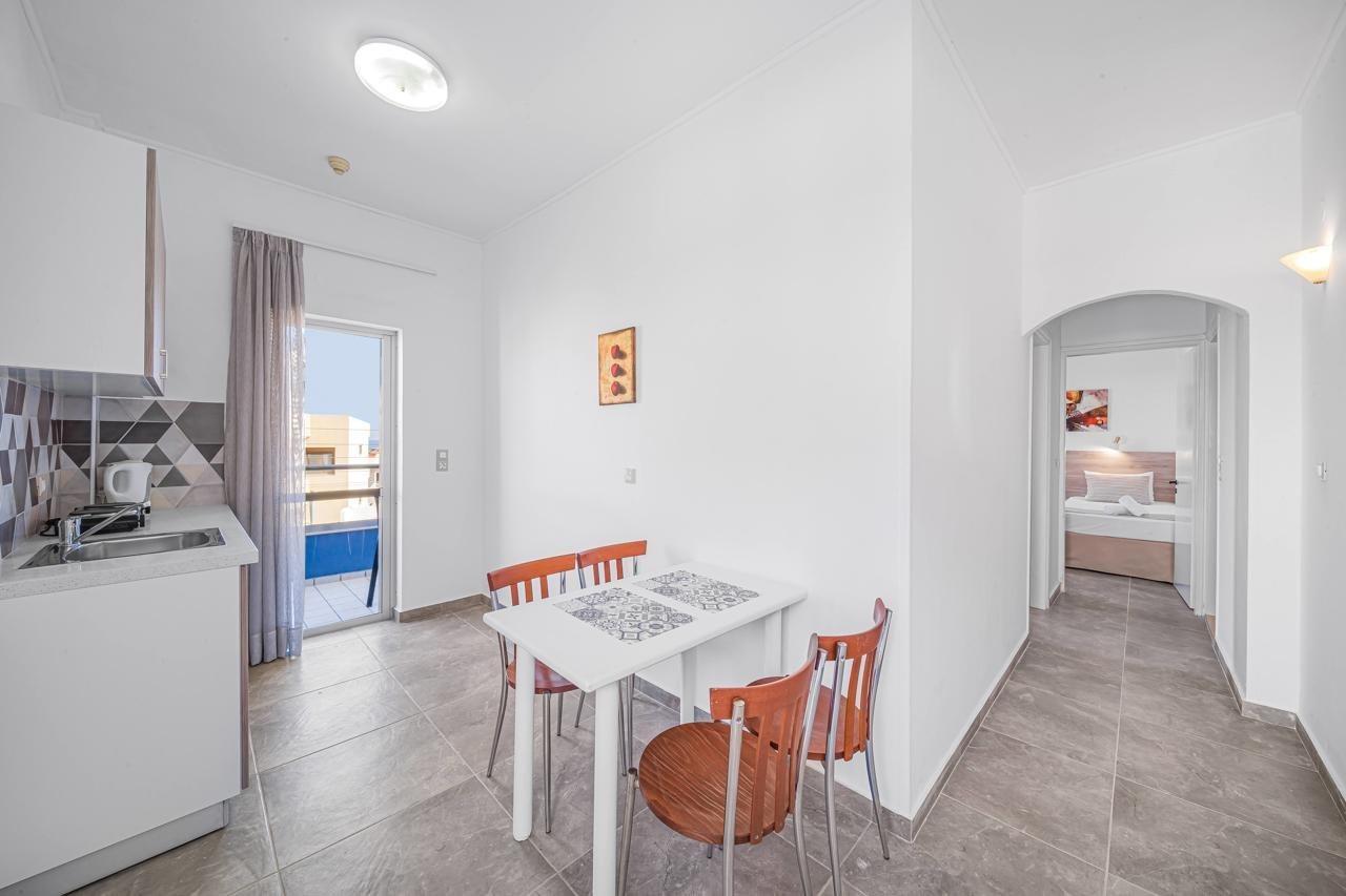 Happy Days Aparthotel Malia  Exterior photo